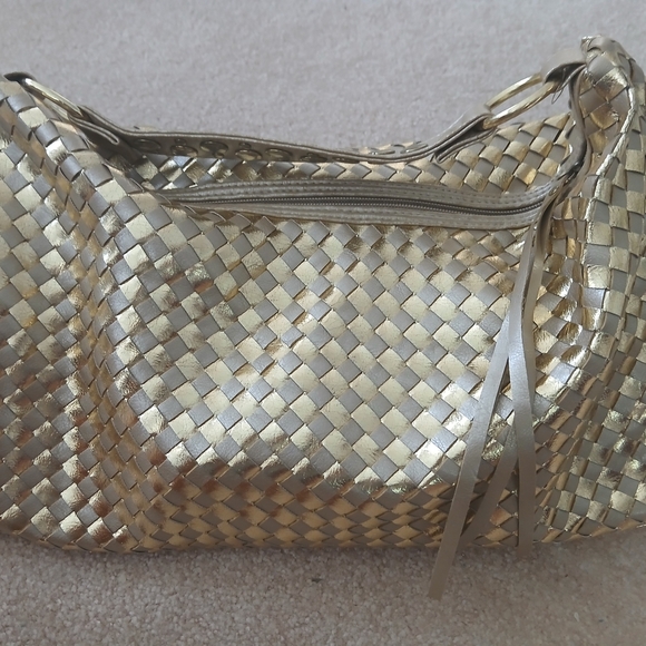 Bisou Bisou Michele Bohbot Metallic Gold Woven Weave Hobo Purse Handbag Y2K GUC - Picture 1 of 8